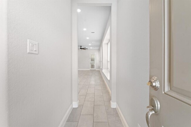 Foto del edificio - 17710 White Lightning Way