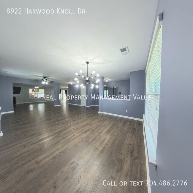 Building Photo - 8922 Harwood Knoll Dr