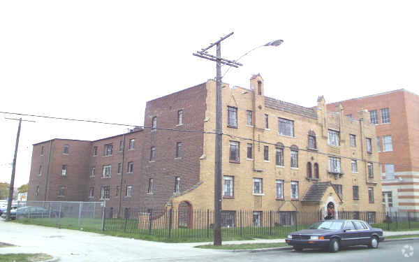 Building Photo - 18036 Schoenherr St