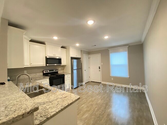 Foto del edificio - 208 Magnolia Ct