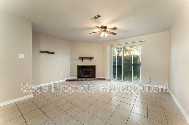 Building Photo - 8756 Elvin Dr
