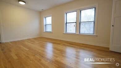 Building Photo - 2203 W Eastwood Ave