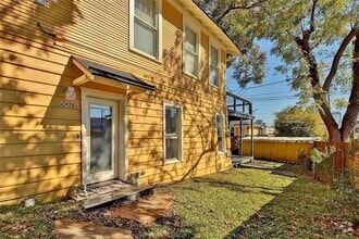 Building Photo - 607 Baylor St