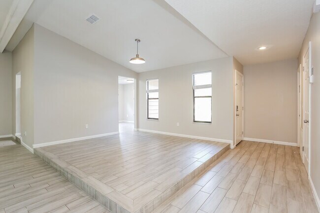 Building Photo - 10184 Indian Princess Rd W