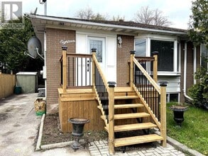 Building Photo - 18 Longford Dr