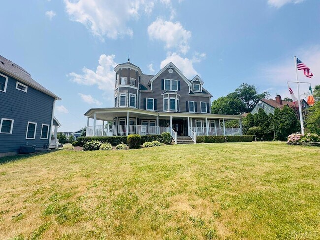 Foto del edificio - 360 Cliff Road