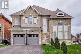 Building Photo - 35 COPELAND Crescent