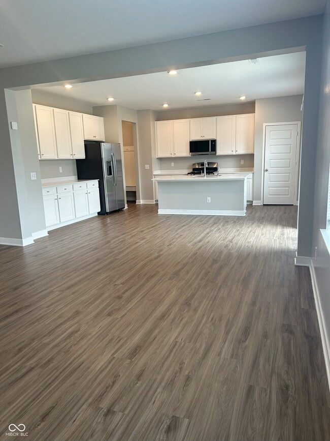 Building Photo - 1269 Bristol Pl