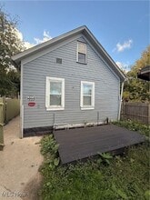 Building Photo - 3152 W 46th St