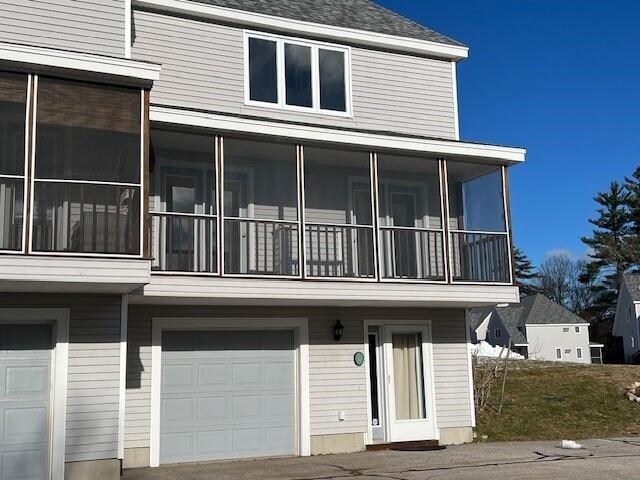 Foto del edificio - 35 Collins Landing Rd