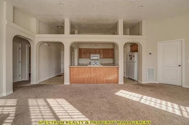 Foto del edificio - 3 bedroom in Pleasant Grove UT 84062