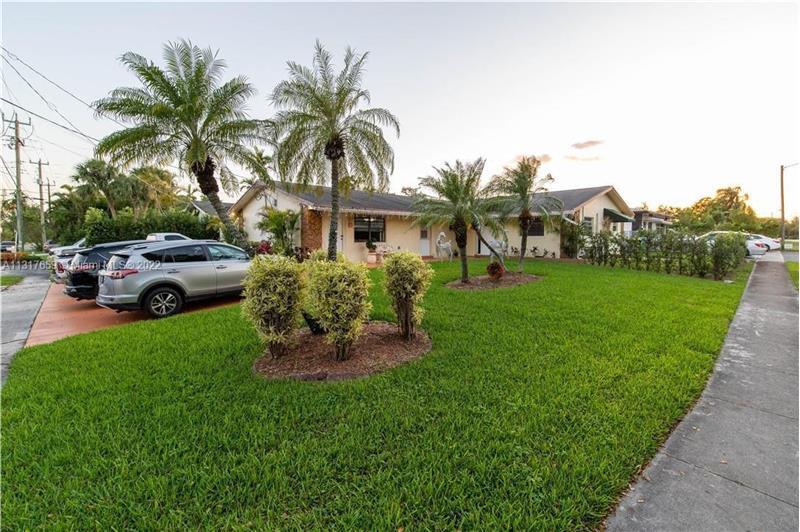 500 SE 2nd Ave Unit 14, Dania Beach, FL 33004 Condo for Rent in