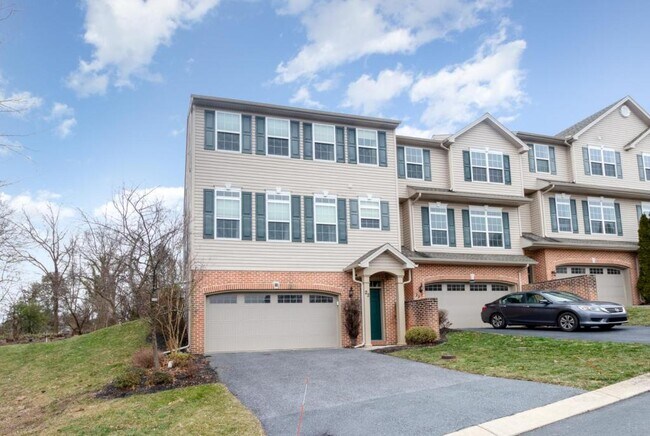 Building Photo - 22 Dougherty Dr