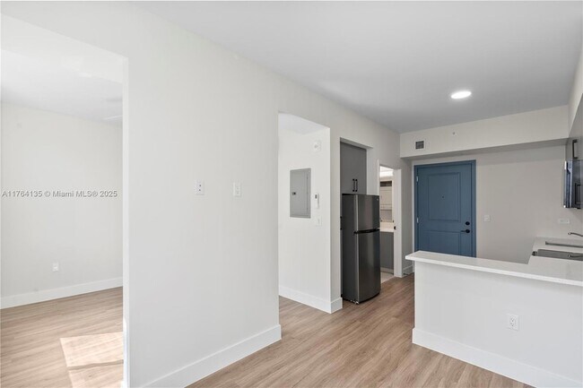 Photo - 1559 NW 15th Street Rd Apartment