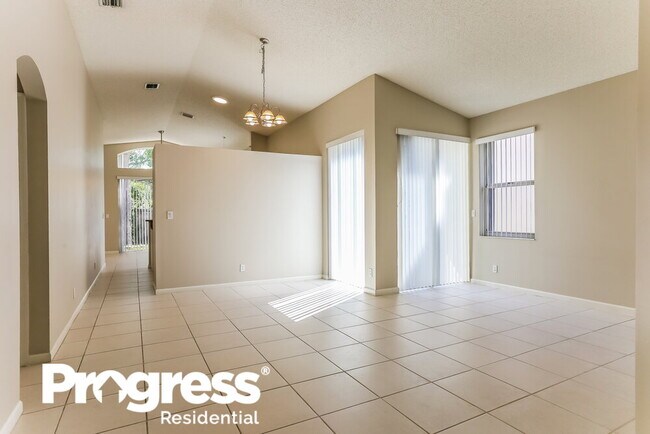 Building Photo - 15271 SW 51st St