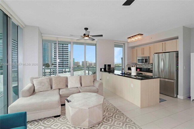 Foto del edificio - 79 SW 12th St