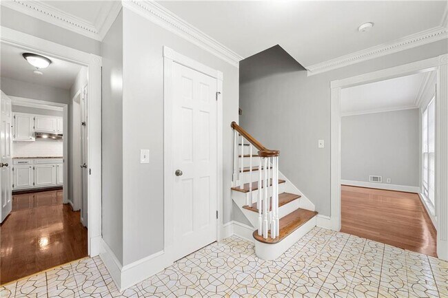 Foto del edificio - 5100 Mt Vernon Way