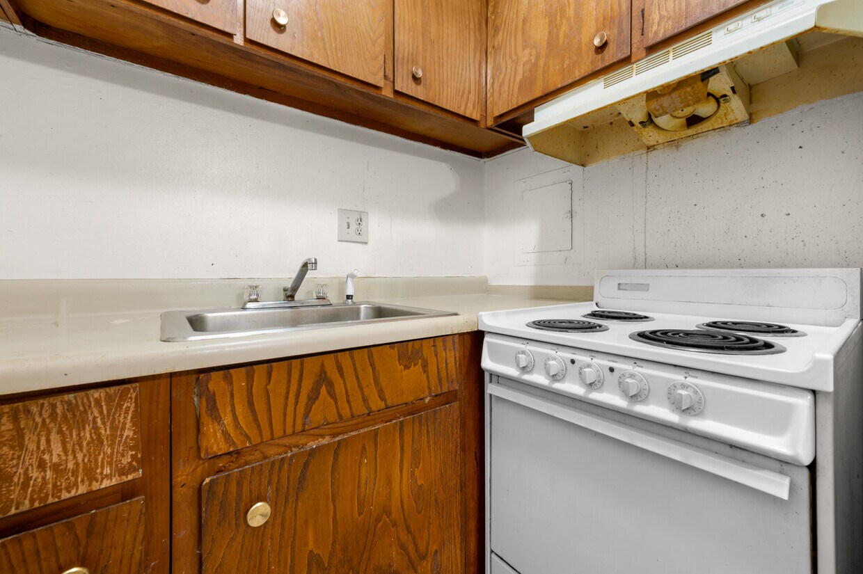 Primary Photo - 35 Deerfield Ct