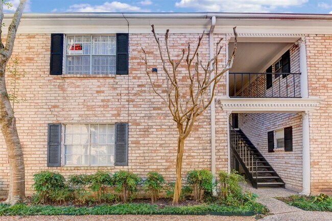 Foto del edificio - 7900 Westheimer Rd
