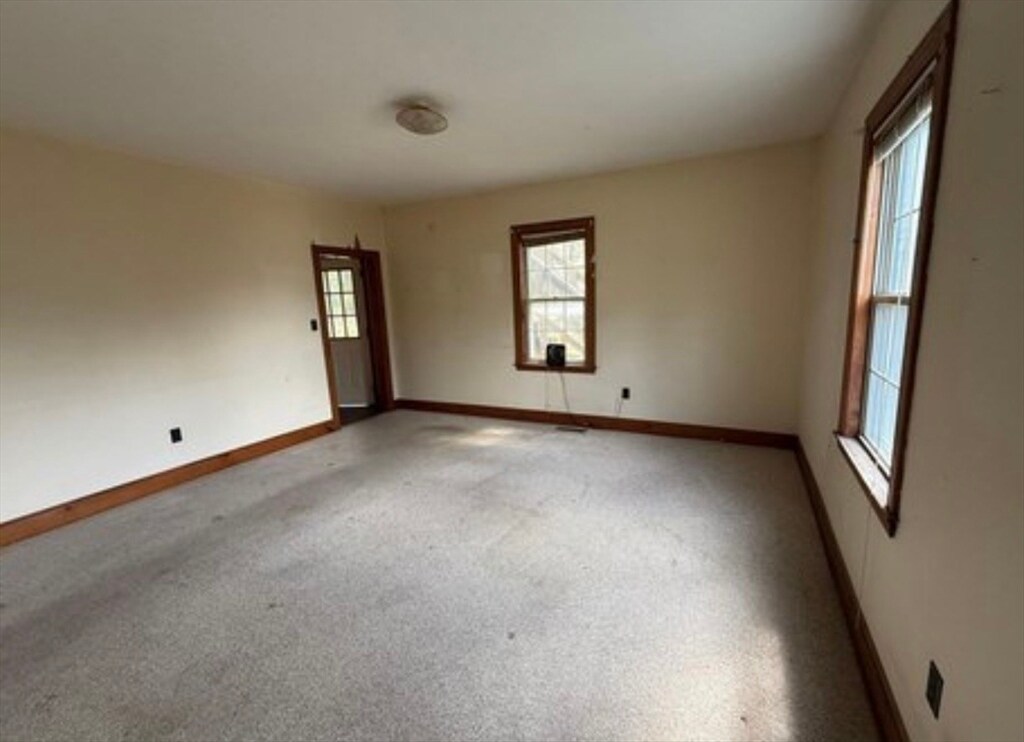 Foto del edificio - 1143 Beacon St