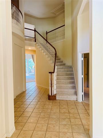 Building Photo - 4000 Kenwood Dr Building Photo - 4000 Kenwood Dr