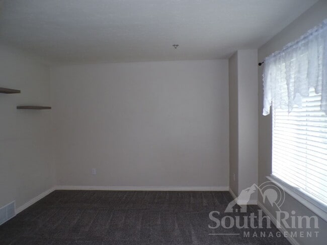 Building Photo - 1132 S 1800 E