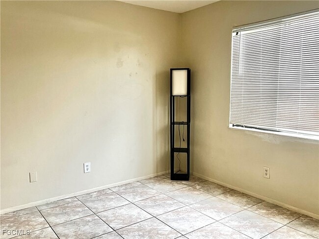 Foto del edificio - 824 Alderman St