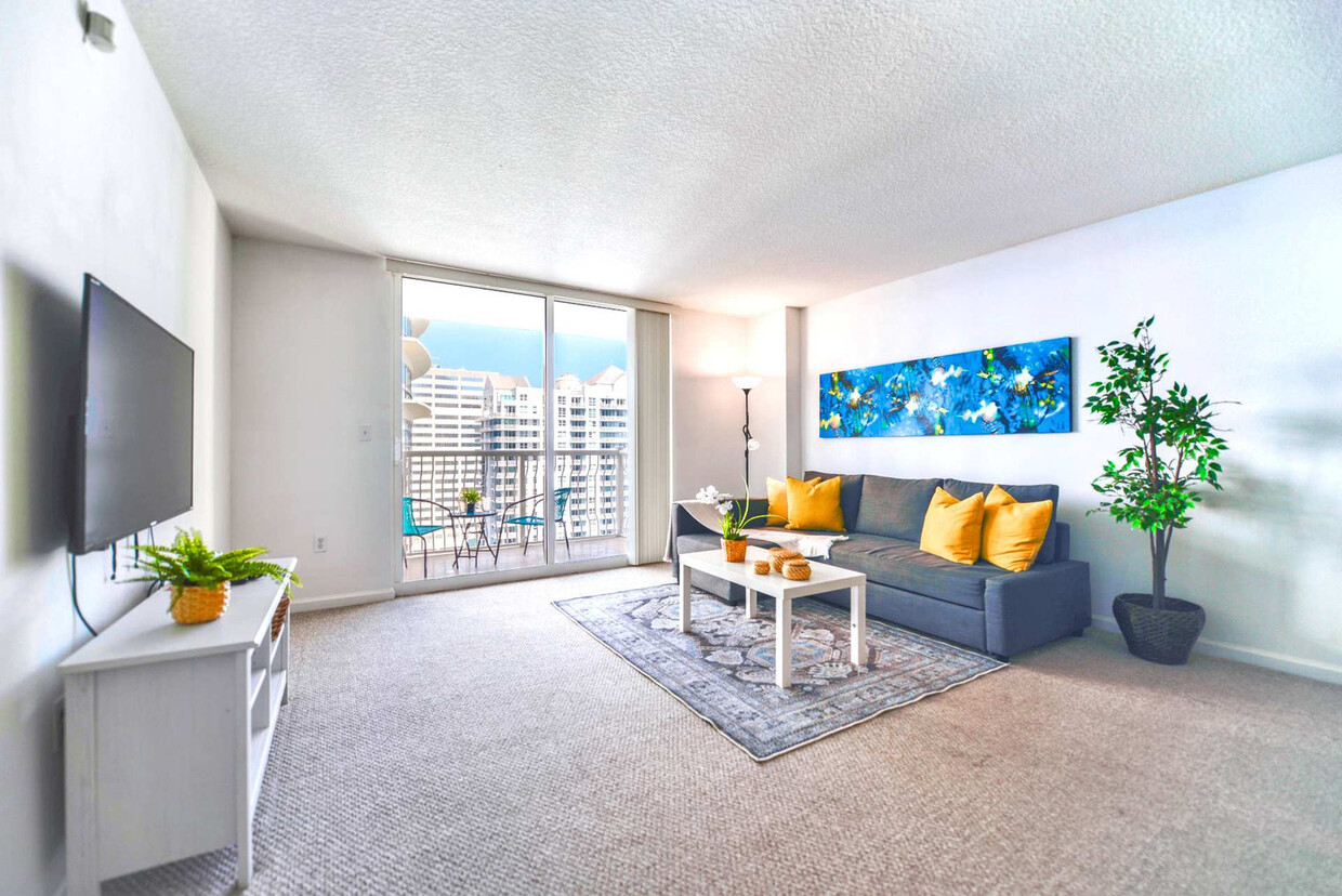 Foto principal - 1200 Brickell Bay Dr