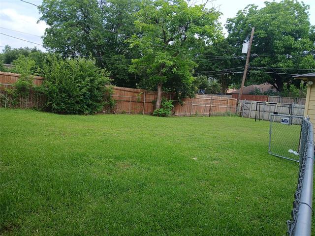 Building Photo - 3728 Seguin Dr