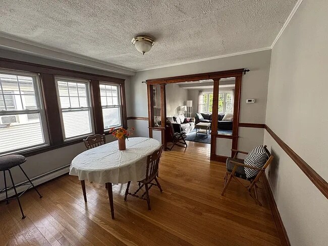 Foto del edificio - 89 Bailey Rd