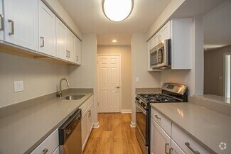 *Pictures are representative samples of the advertised unit. In some cases, the actual units you to - 28 Portsmouth St