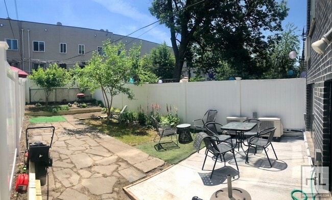 Foto del edificio - Bedford-Stuyvesant / 2-Bed 1-Bath / Private Outdoor Space