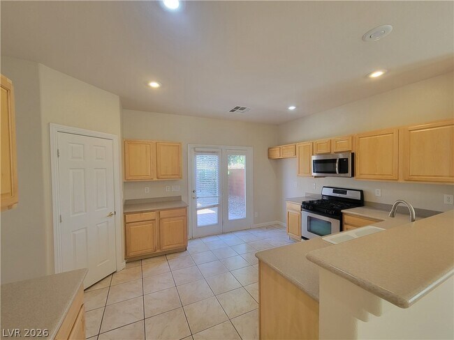 Foto del edificio - 8458 Pico Rivera Ave