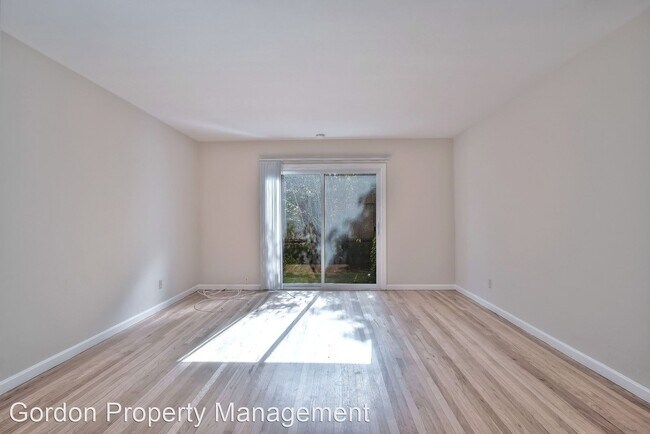 Foto del edificio - 2223 Lake St