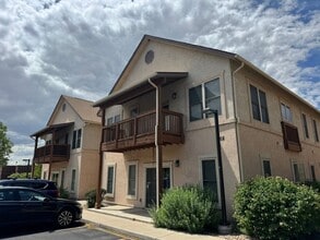 Building Photo - 1202 Walnut Ave