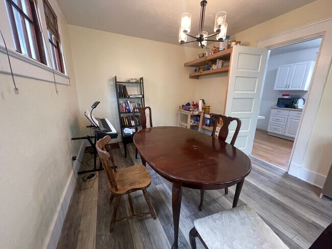 Foto del edificio - 314 N Thayer