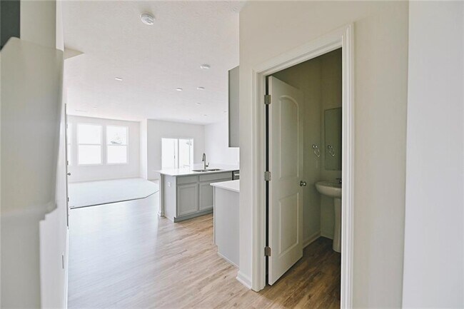 Building Photo - 14118 Bay Willow Dr