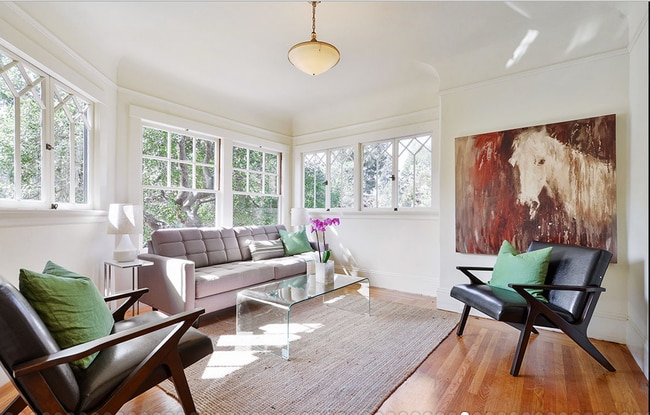 Living room (staged) - 2644 Benvenue Ave