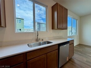 Building Photo - 5824 Wisteria Walk St