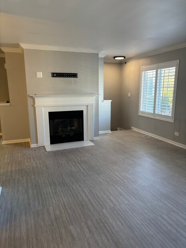 Foto del edificio - 268 Windsor Ct