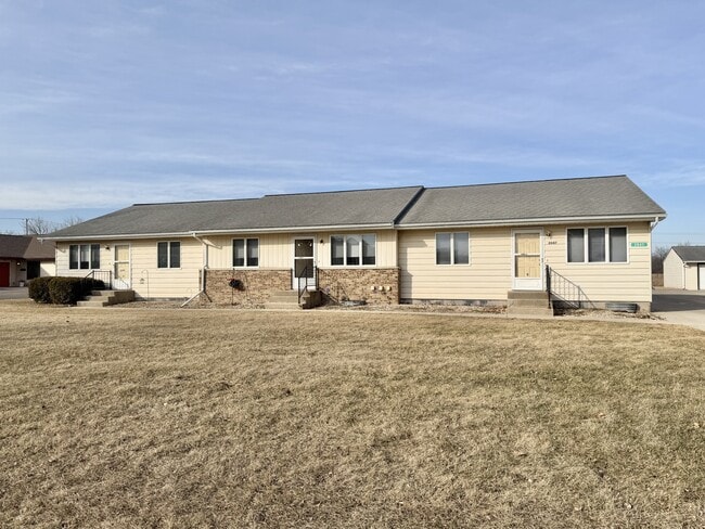 Building Photo - 2047 Colony Ct