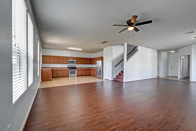 Building Photo - 1830 Artem Ct