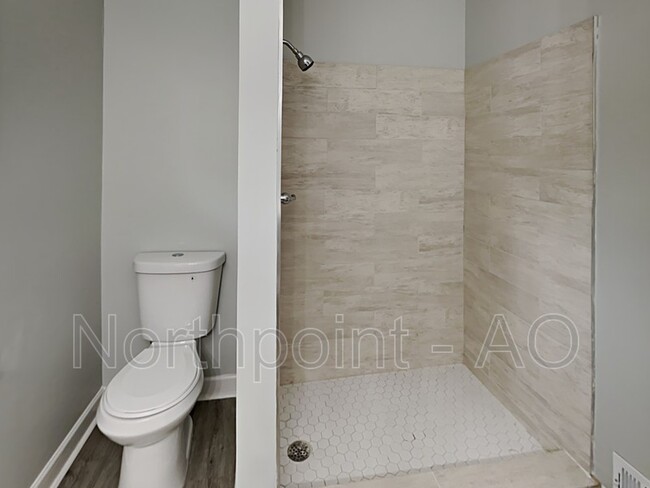 Foto del edificio - 2282 Fairview Rd SE