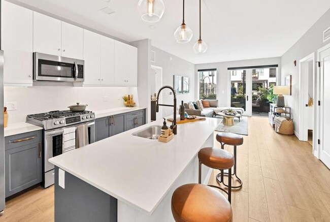 Foto del edificio - 183 N Addison Ave