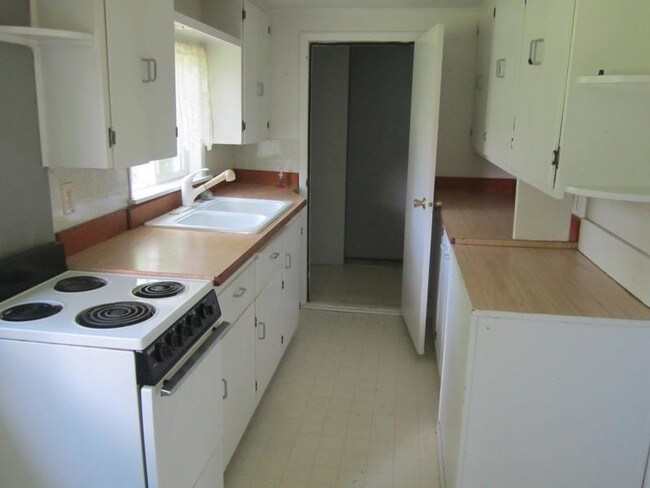 Foto del edificio - 480 City Service Rd