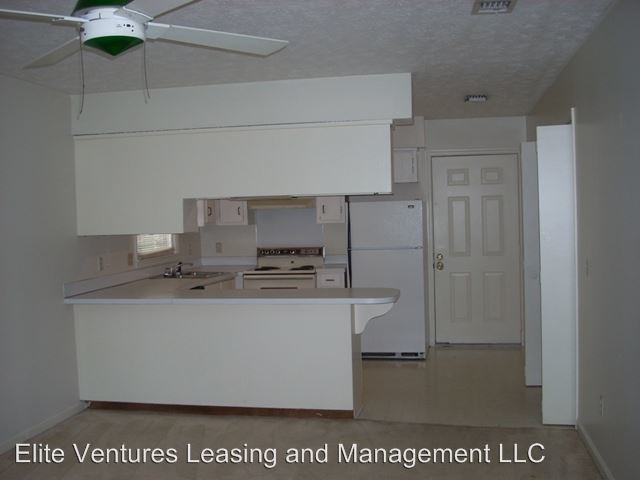 Building Photo - 9 Montclair Ct