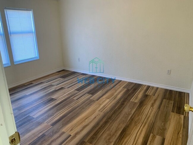 Foto del edificio - 7831 County Rd