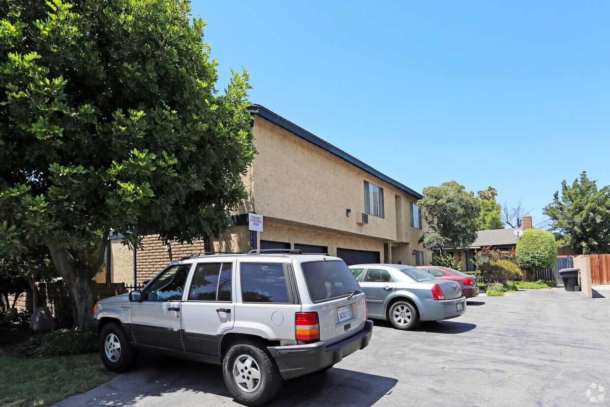 Foto del edificio - 11781 Trask Ave