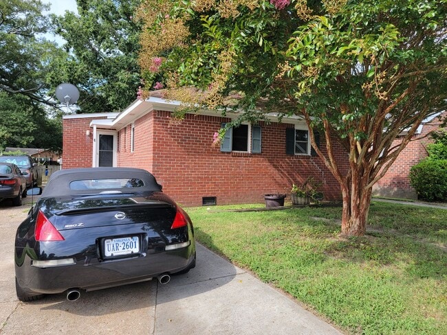 Building Photo - 2 Bedroom 1bath Oceanview/Bayview