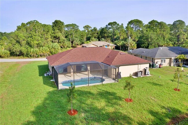 Foto del edificio - 4851 Kennett St